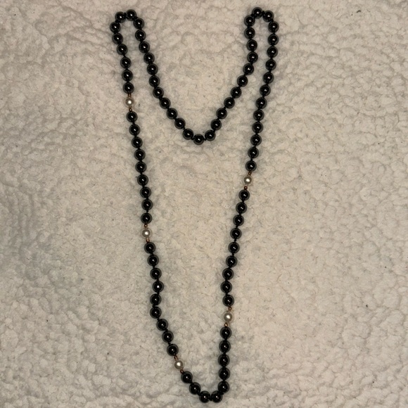 Hematite necklace with faux pearl accents. 30" in length - Picture 1 of 3